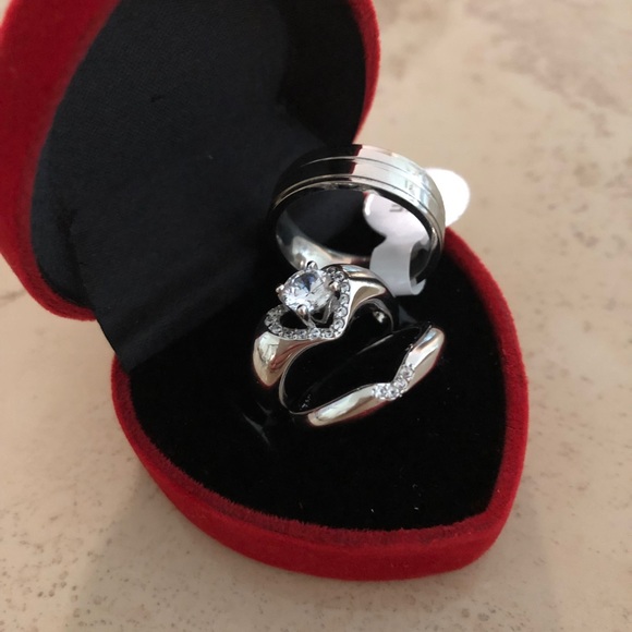 Couple Wedding Bands - Picture 3 of 8